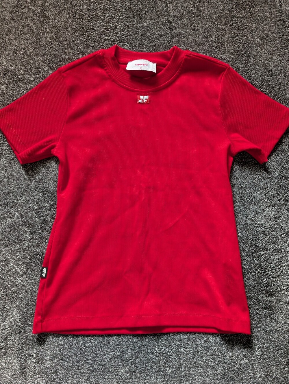 Show Off Short Sleeve Ribbed Tee in Red